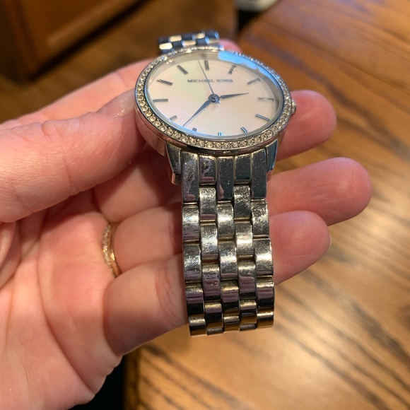 Michael kors women’s watch - Picture 2 of 3